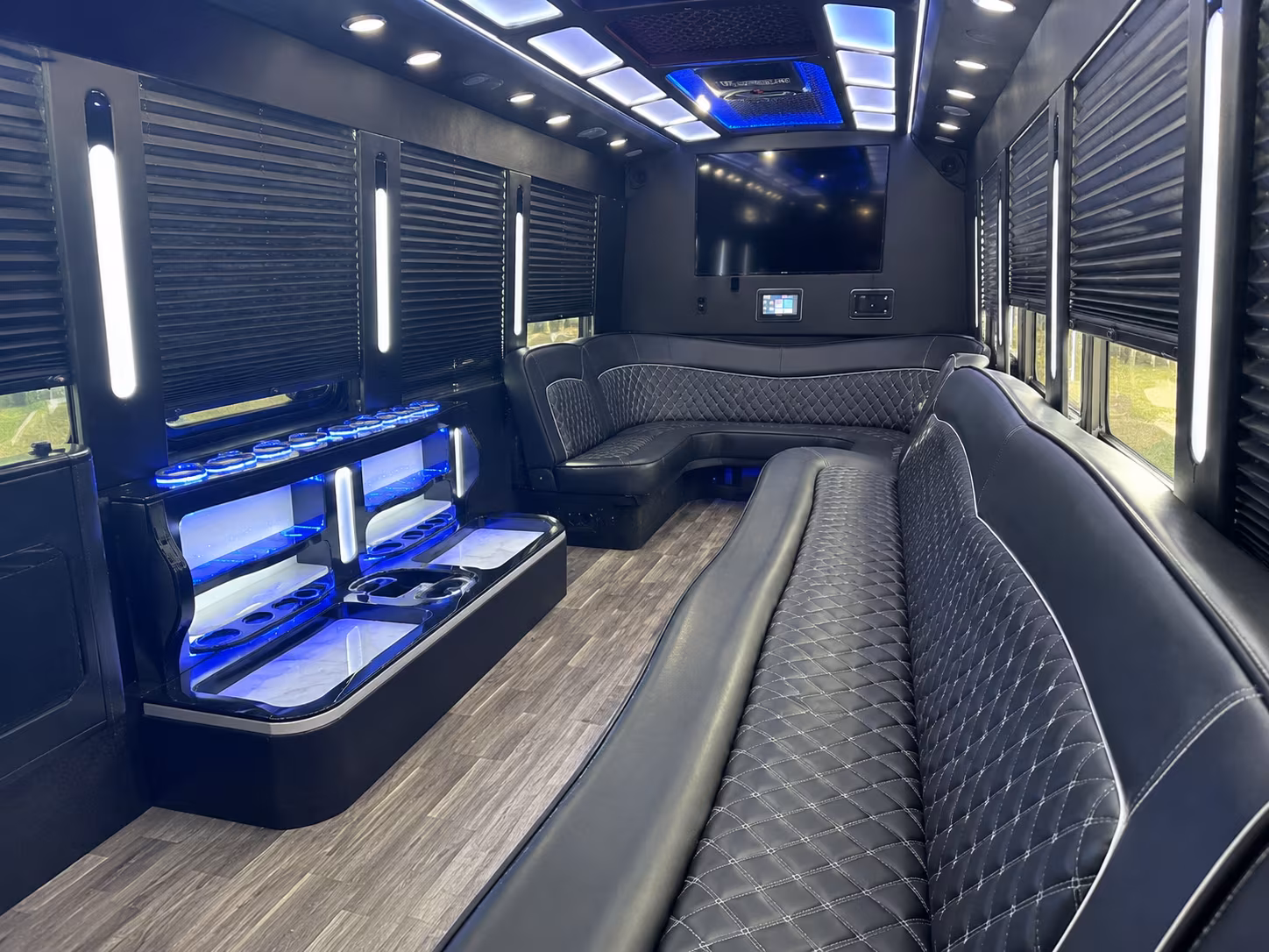 Salt Lake City Birthday, Sweet 16, & Quinceañera Party Bus Rentals